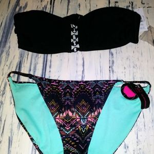 NWT- No Boundaries bikini👙